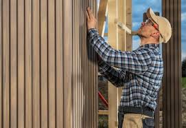 Best Custom Siding Design  in Madison, SD